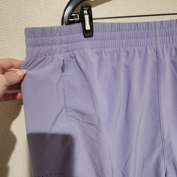 Athleta Hustle 3" Shorts Womens Size 2X - Picture 4 of 5